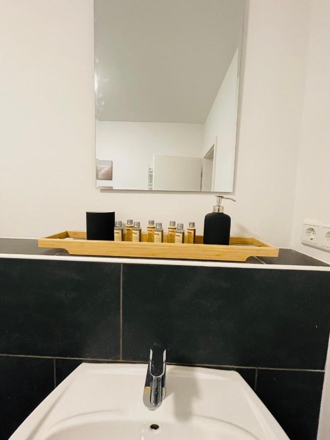 Schoenes Apartment - Netflix-Nespresso Duisburgo Esterno foto